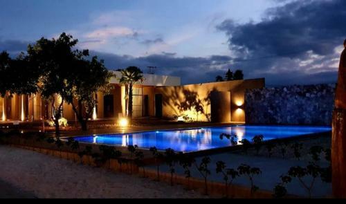 Kambaniru Beach Hotel And Resort