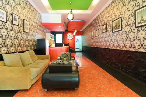 Hostal Labuana Homestay & Cafe Garden