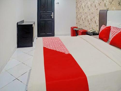 Oyo 90386 Hotel Mangga Dua Makassar