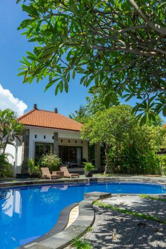 Hostal Tmn Damai Guest House