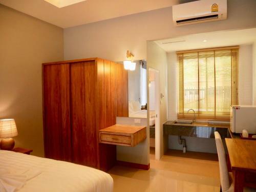 Hotel Look At Home Lamphun