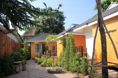 Hotel ??????????????? (resort At Lampang)