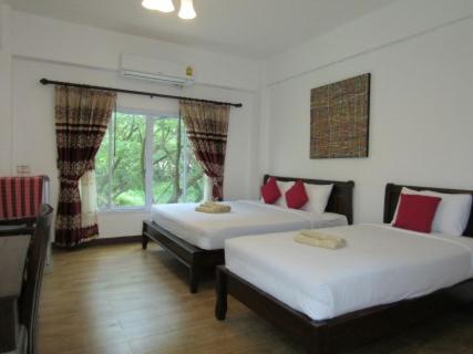 Hotel ??????????????? (resort At Lampang)