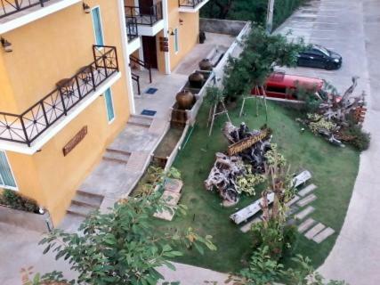 Hotel ??????????????? (resort At Lampang)