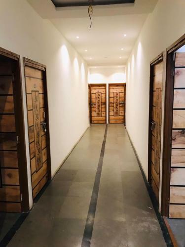 Hotel Goldmine Yatri Nivas