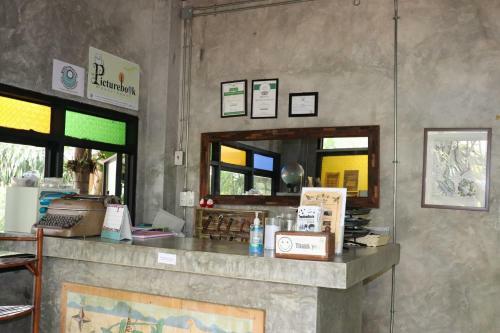 Hostal The Picturebook Guesthouse