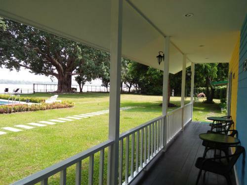 Bed & Breakfast Bo Tree Cottage On The River