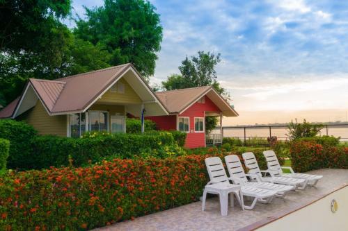 Bed & Breakfast Bo Tree Cottage On The River