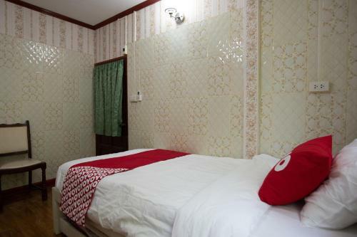 Hotel Oyo 402 Raknatee Resort