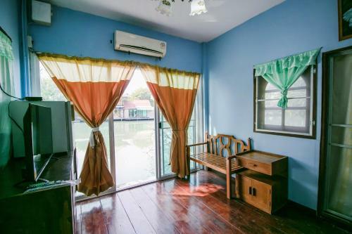 Hotel Oyo 402 Raknatee Resort