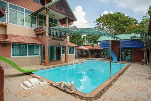 Hotel Oyo 402 Raknatee Resort
