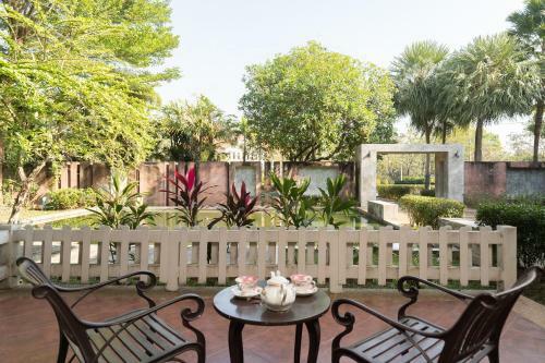 Hotel Thara Cholapruek Resort - Sha Extra Plus