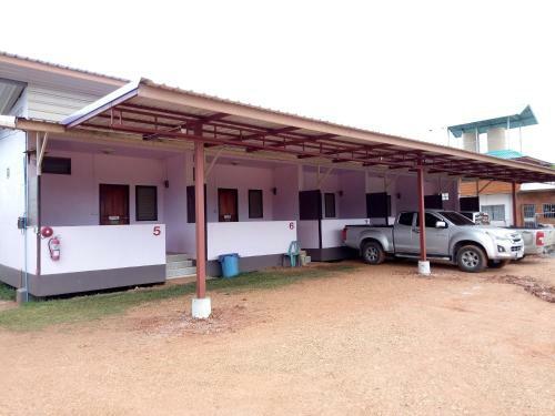 Hostal Baan Suan Chiva Saran