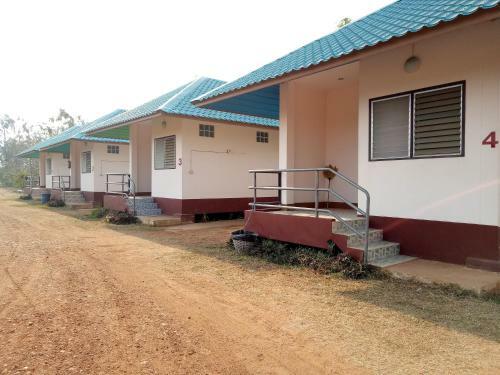 Hostal Baan Suan Chiva Saran