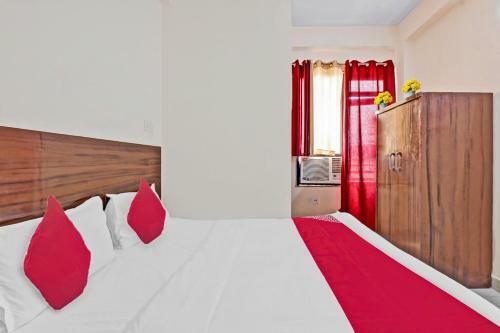 Oyo 85257 Hotel Skyway