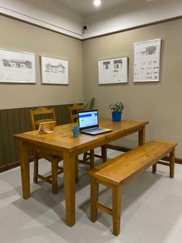 Hostal Grasshopper Bed And Cafe