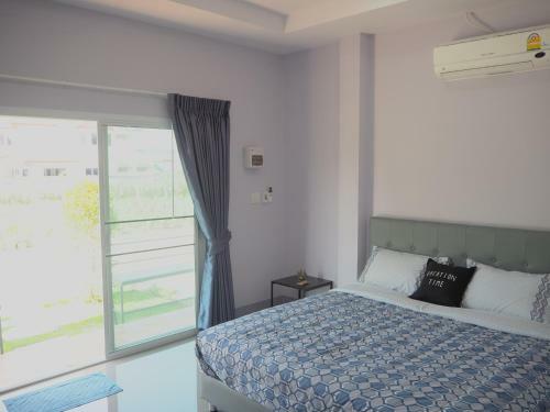Hotel Maharak Resort