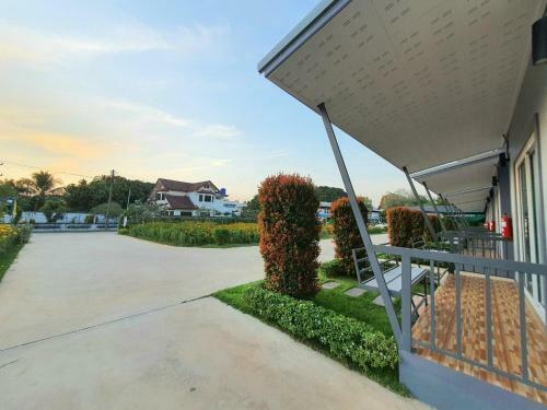 Hotel Maharak Resort