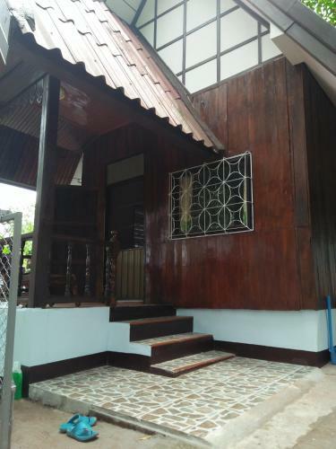 Hostal Wasuthan Garden House