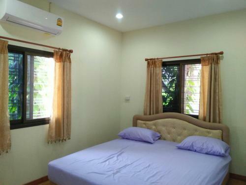 Hostal Wasuthan Garden House