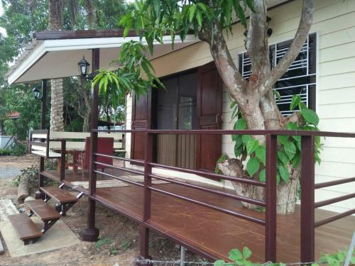 Hostal Wasuthan Garden House