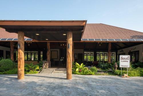 Hotel Rnana Grand