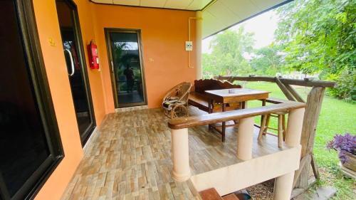Hotel Moon River Resort Phimai