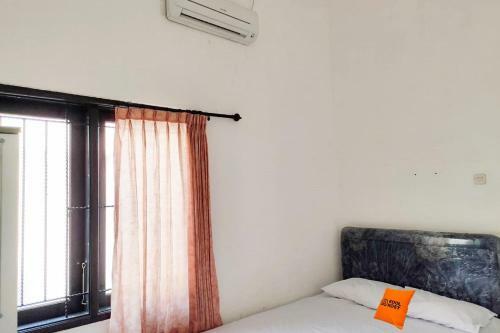 Hotel Koolkost @ Wiyung (minimum Stay 30 Nights)