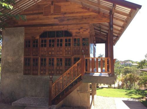 Settee Homestay