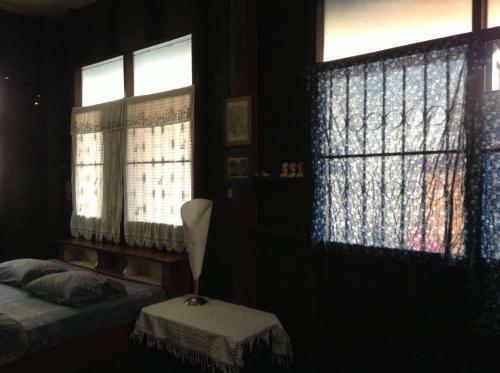 Banban Nannan Library And Guesthome