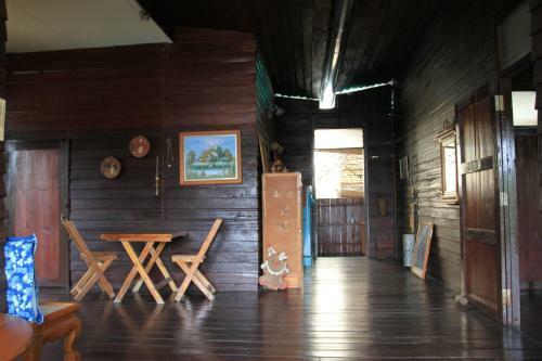 Banban Nannan Library And Guesthome