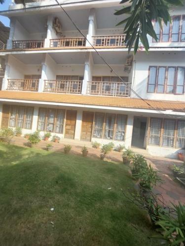 Hotel Sumangali Tourist Home