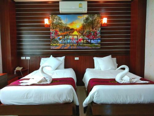 Bander Hotel