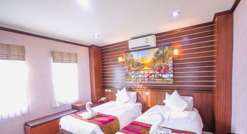 Bander Hotel