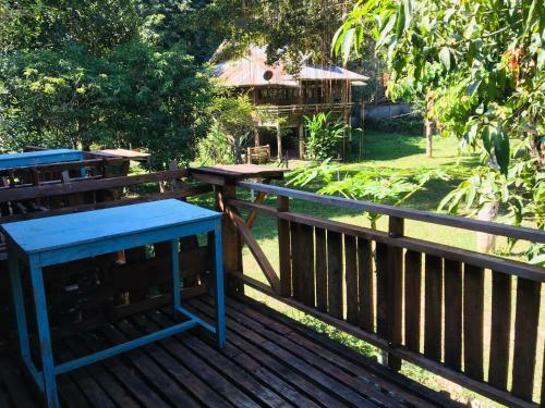 Golden Hut -chill Bungalows In Town??????????