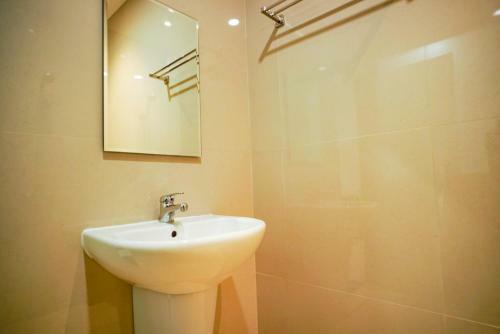 Sans Hotel Box Mansion Surabaya