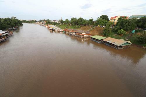 Hostal Little Jasmine By The River