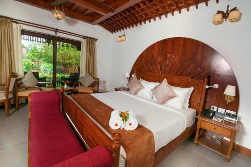Hotel Gokulam Grand Resort & Spa, Kumarakom