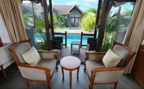 Hotel Gokulam Grand Resort & Spa, Kumarakom