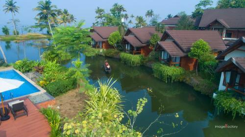 Hotel Gokulam Grand Resort & Spa, Kumarakom