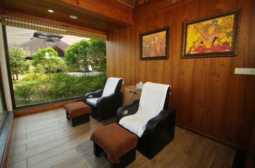 Hotel Gokulam Grand Resort & Spa, Kumarakom