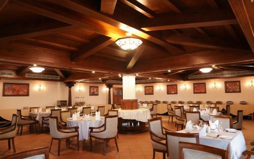 Hotel Gokulam Grand Resort & Spa, Kumarakom