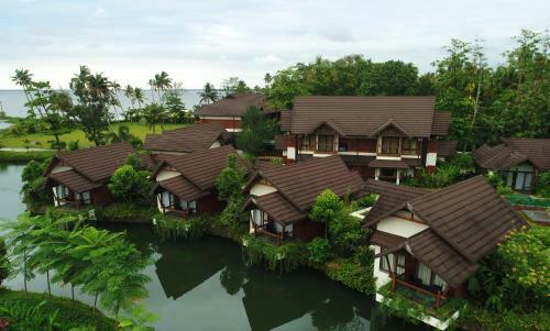 Hotel Gokulam Grand Resort & Spa, Kumarakom