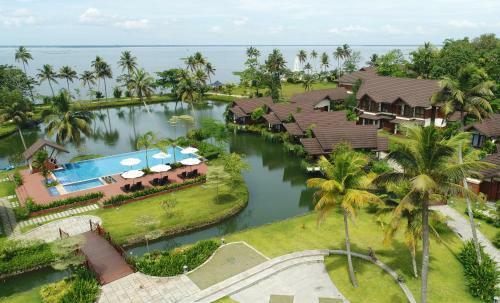 Hotel Gokulam Grand Resort & Spa, Kumarakom