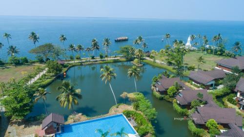 Hotel Gokulam Grand Resort & Spa, Kumarakom
