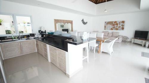 Villa Anaku