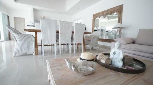 Villa Anaku