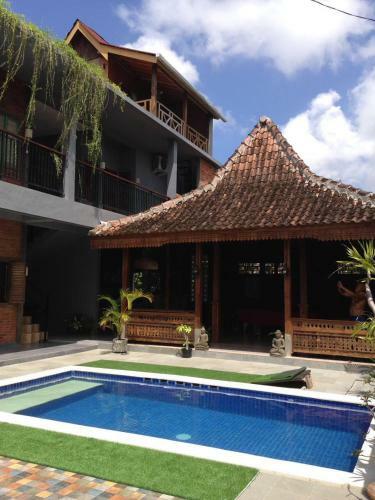 Hostal Kayu Tua Villa