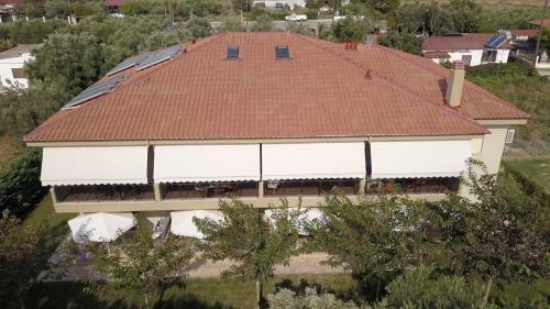 Gaia Studios & Apartments