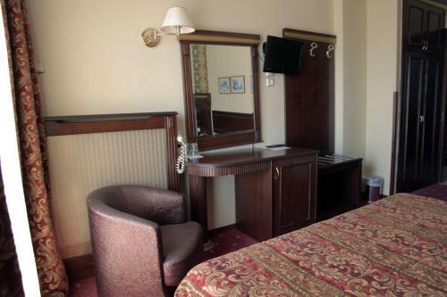 Santa Beach Hotel